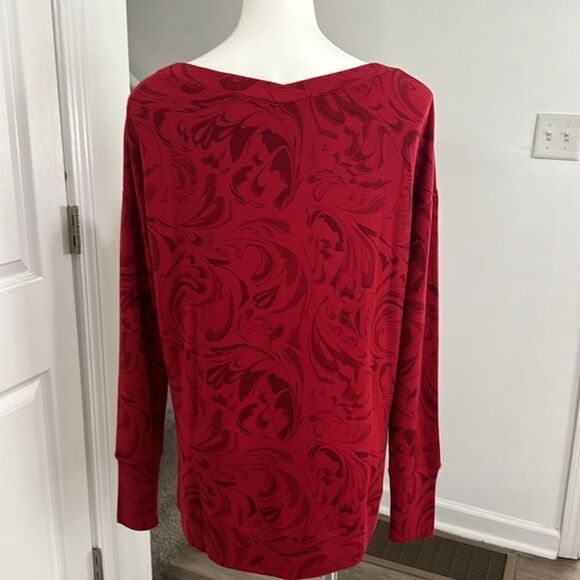 ATHLETA V NECK SHIRT SIZE M .OVER SIZE - Picture 2 of 10